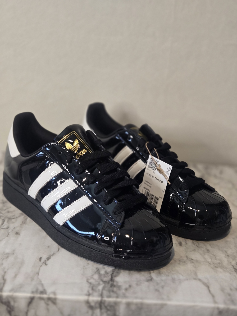 Adidas Superstar